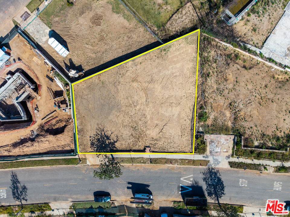 746 Alma Real Dr - Photo 1