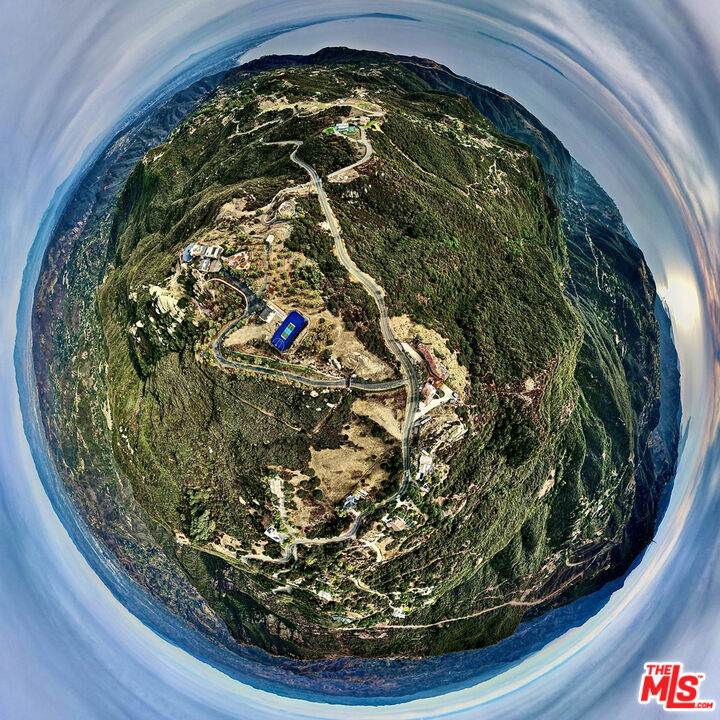 22030 Saddlepeak - Photo 1