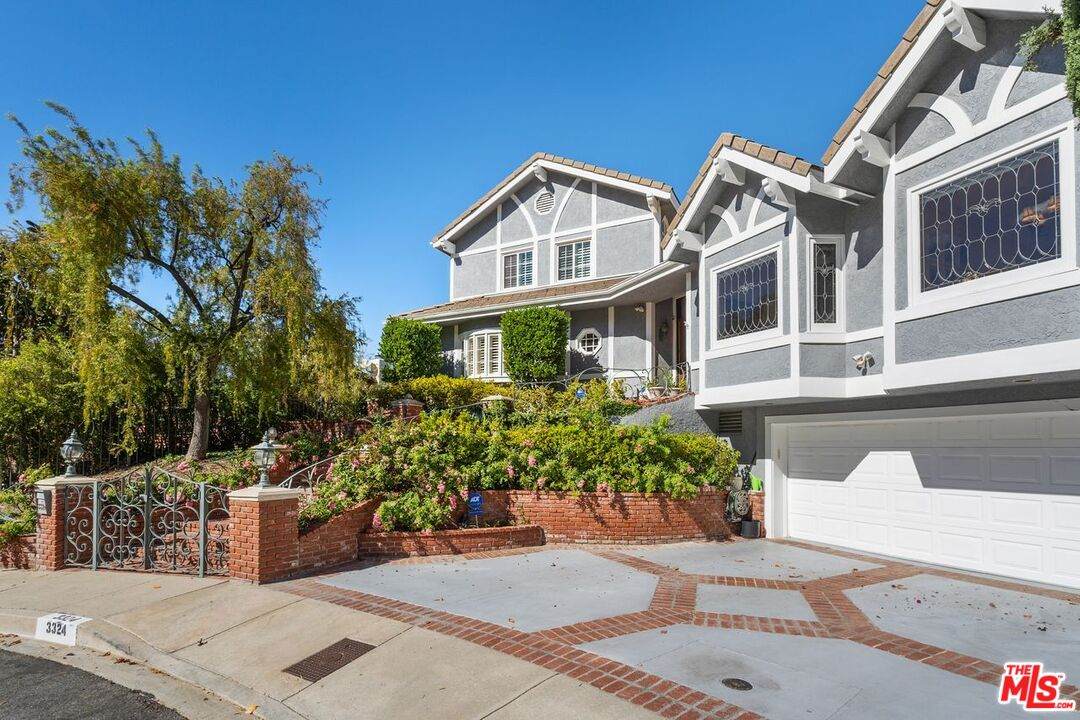 3324 Alana Dr - Photo 1