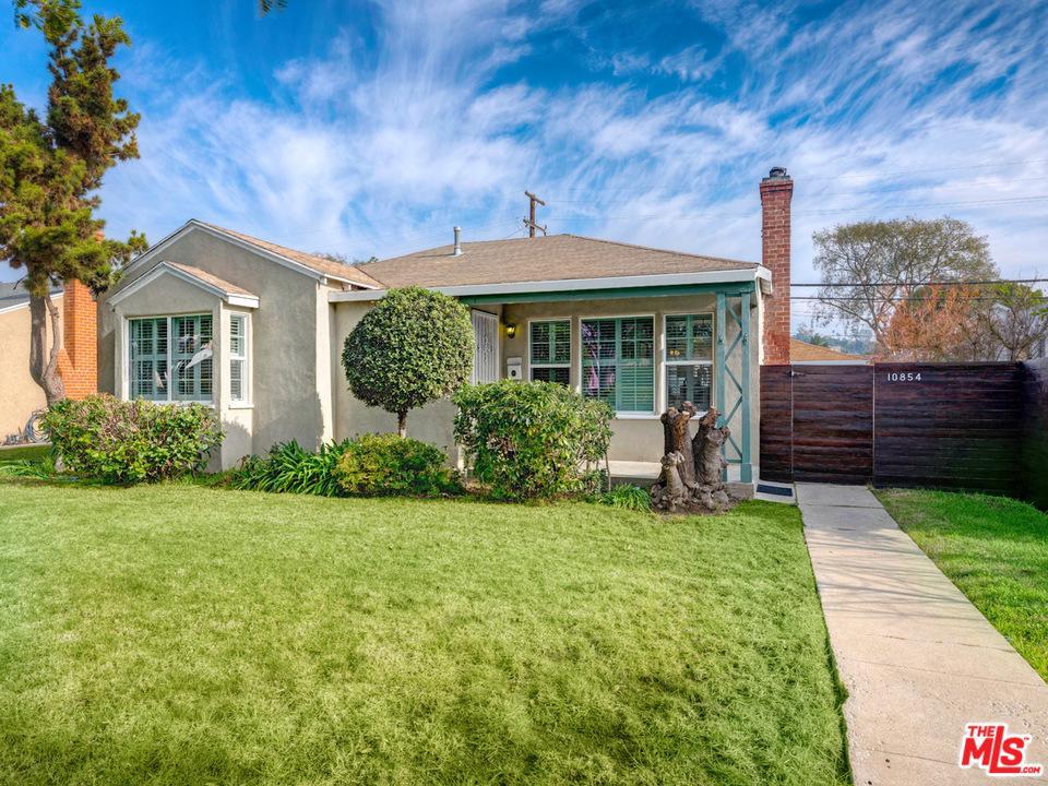 10854 Pickford Way - Photo 1