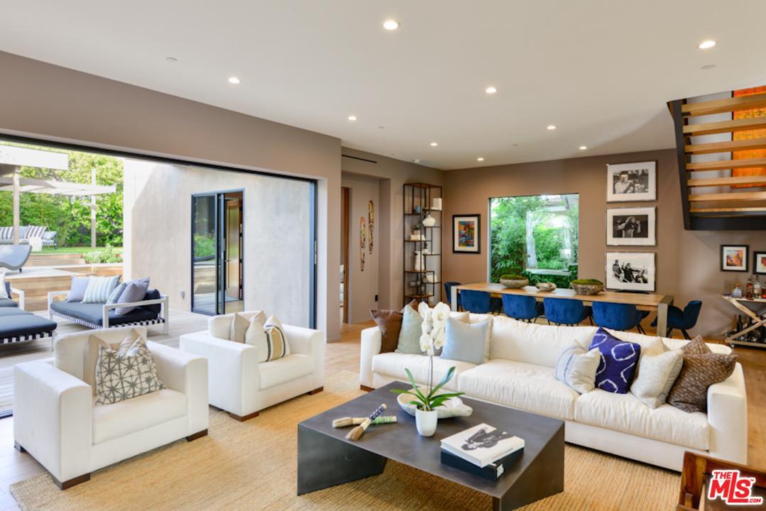 3330 Beethoven Street - Photo 1