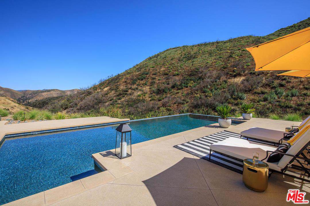 29412 Malibu View Court - Photo 1