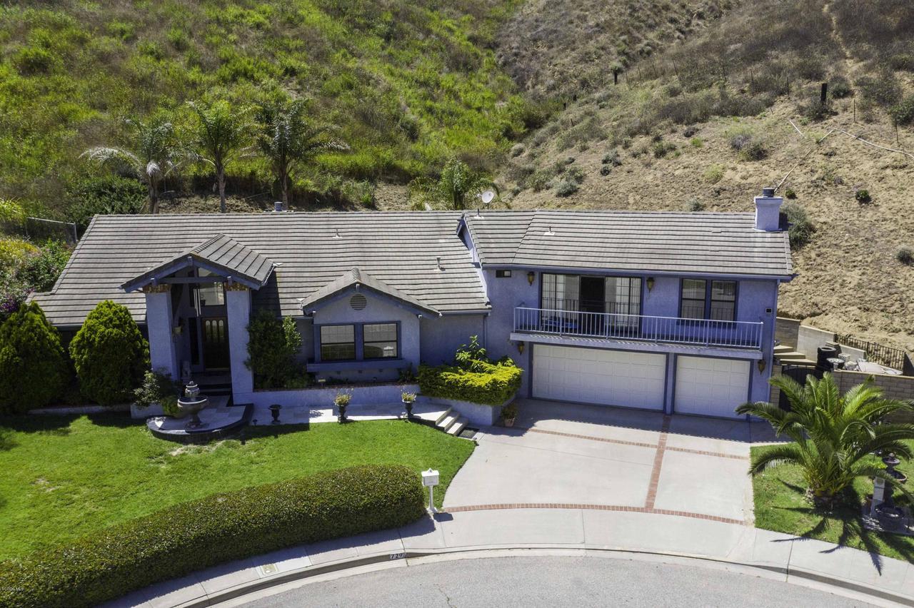 729 Aliso Street - Photo 1