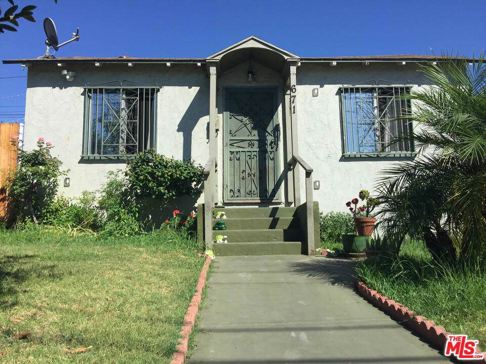 671 Avenue 28 - Photo 1 671 Avenue 28 - Photo 1