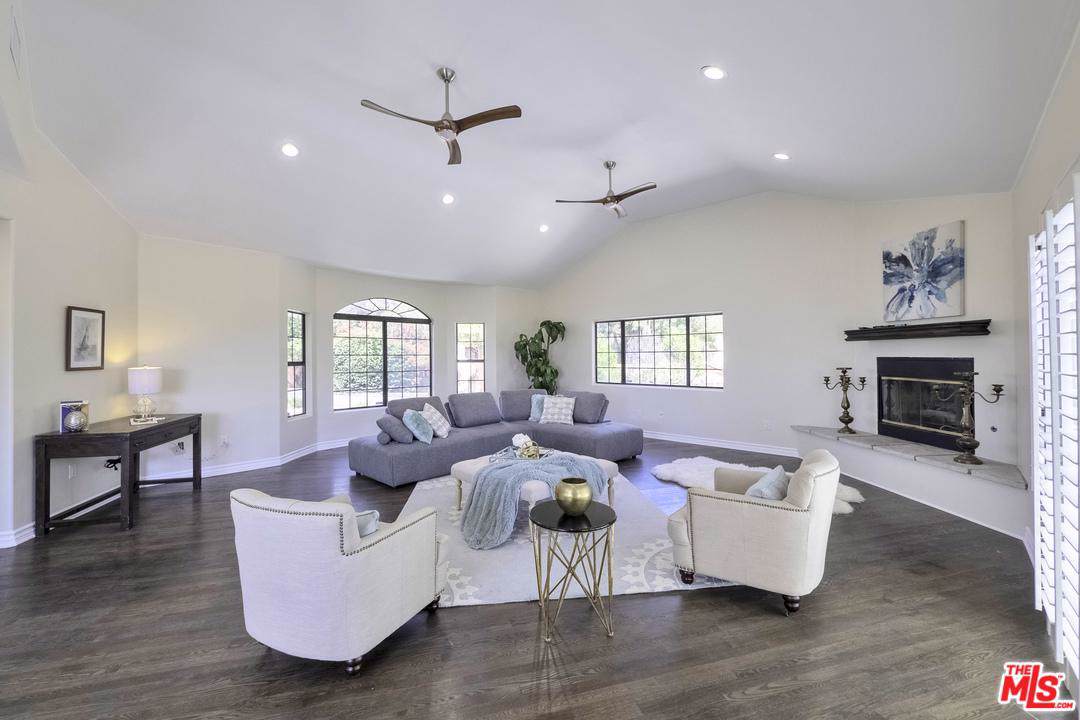 270 Thompson Avenue - Photo 1