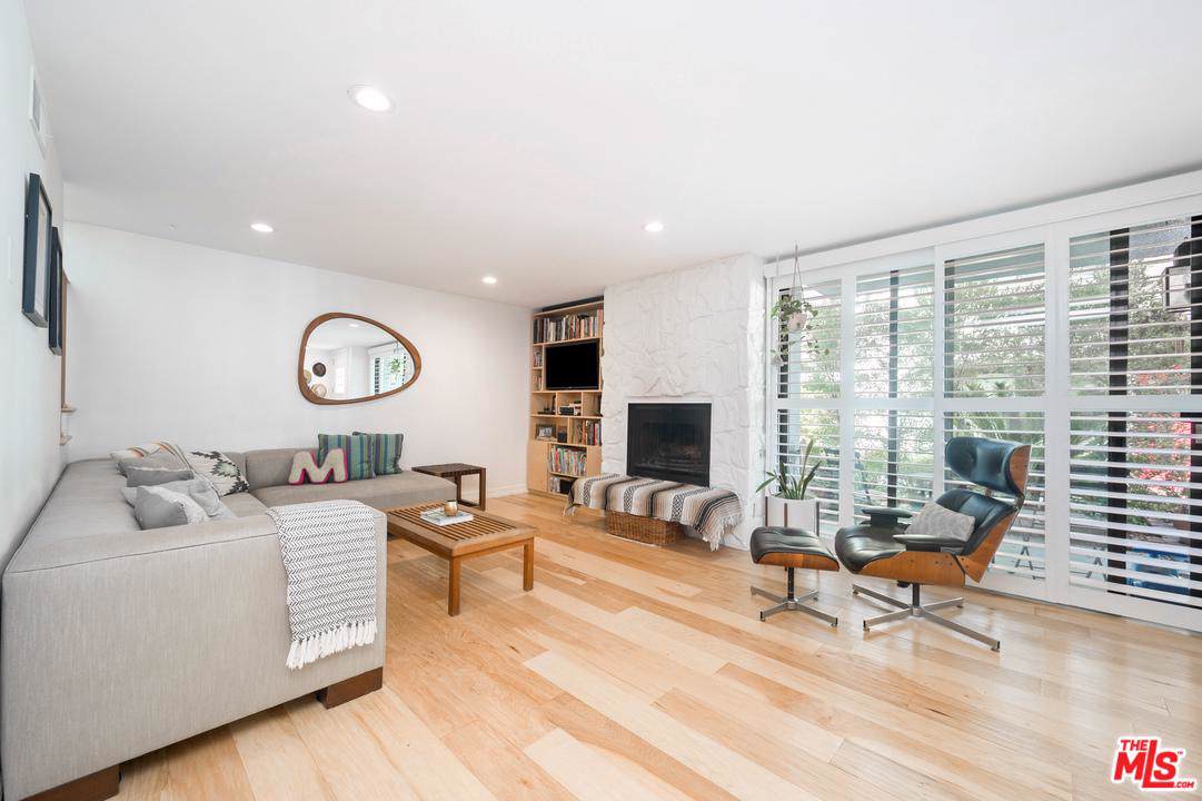 8135 Redlands Street - Photo 1