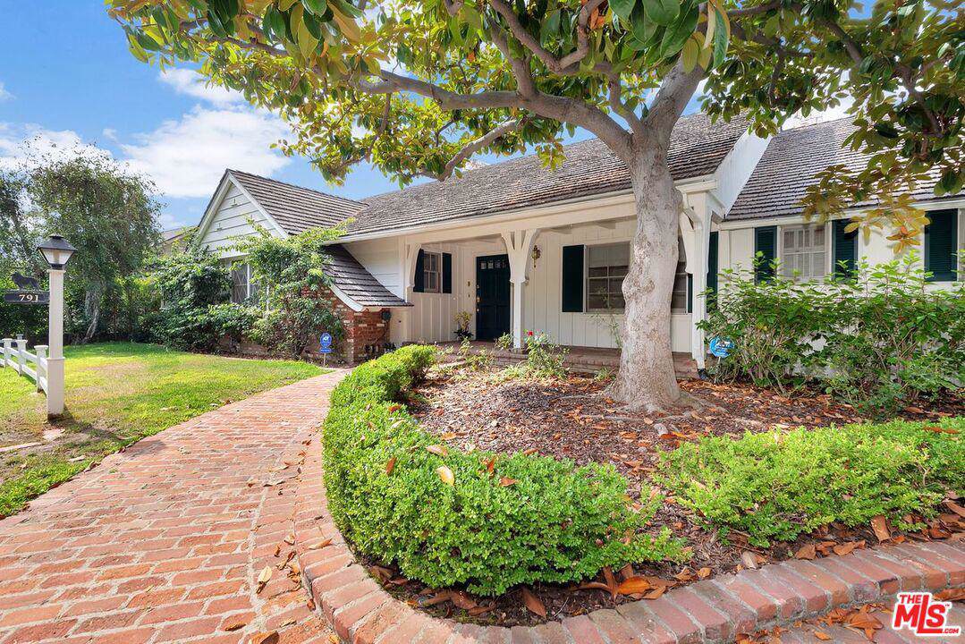 791 Bundy Drive - Photo 1