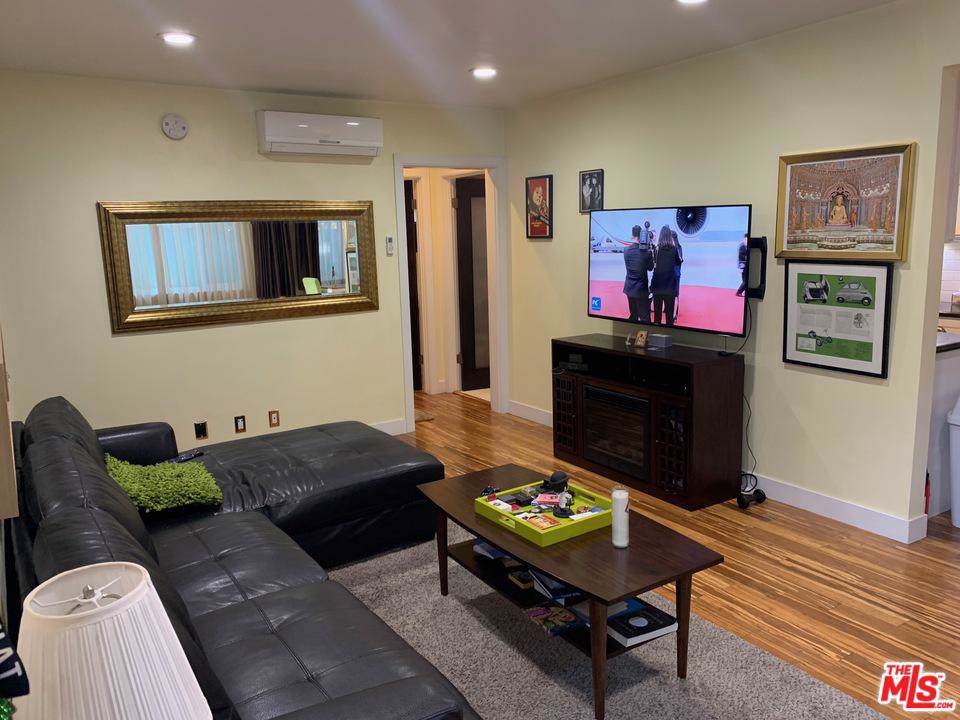 4408 Franklin Avenue - Photo 1