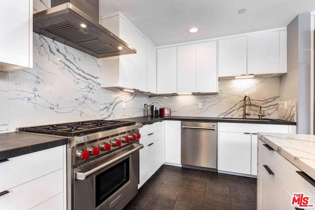 7301 Vista Del Mar - Photo 1