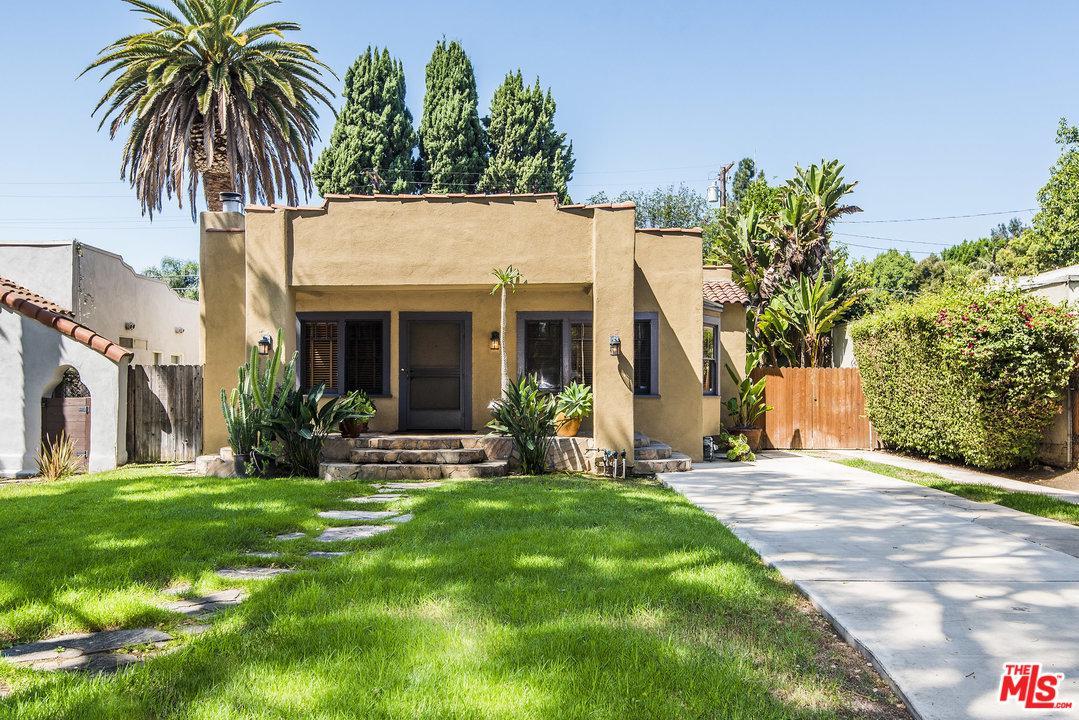 1237 Poinsettia Drive - Photo 1
