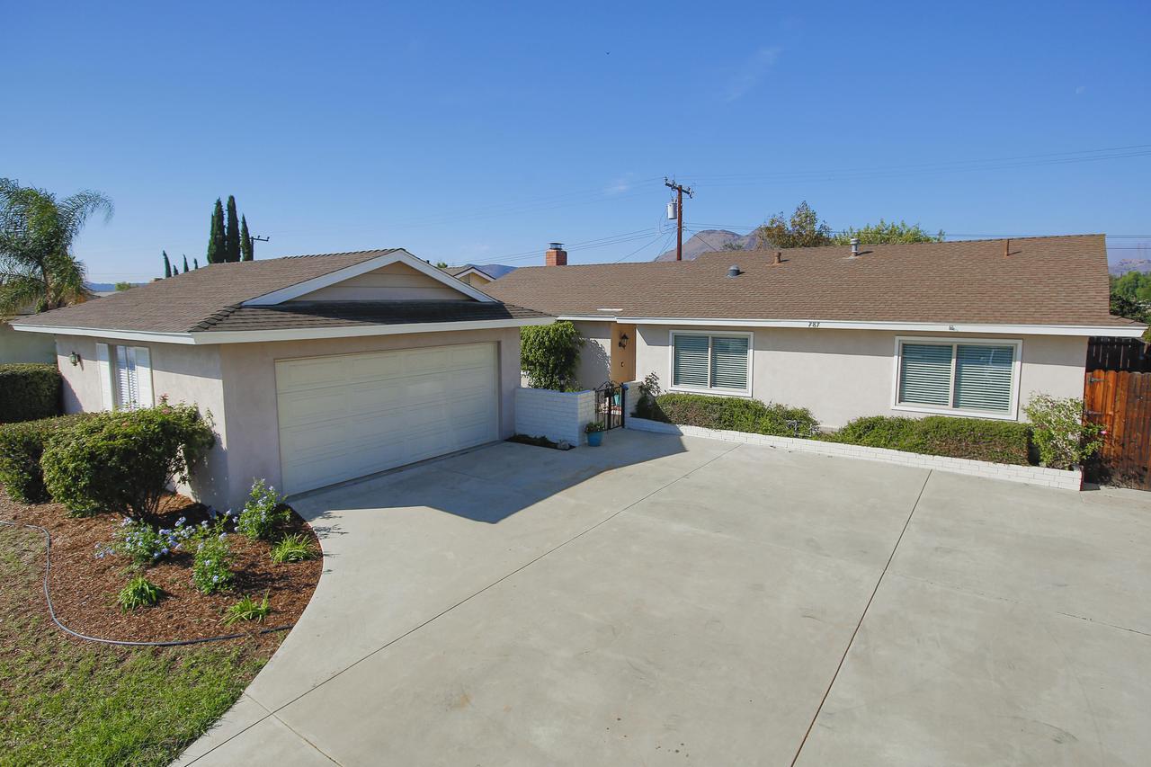 787 Lois Avenue - Photo 1