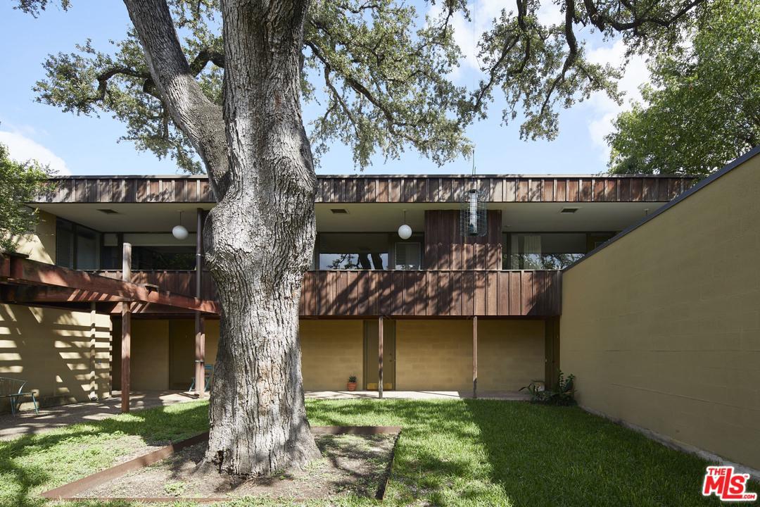 1911 Cliff Street - Photo 1