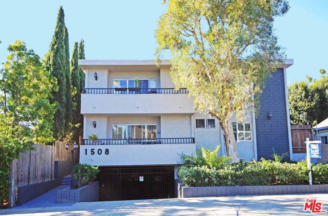 1508 12TH Street - Photo 1