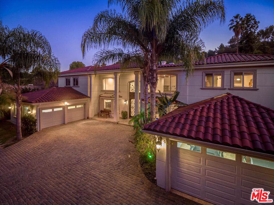 16020 Valley Vista Boulevard - Photo 1