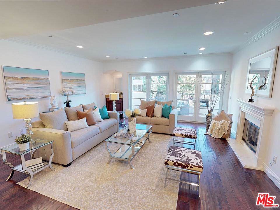 1821 Fairburn Avenue - Photo 1