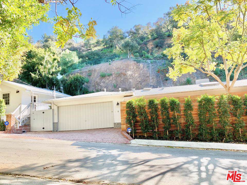 9520 Gloaming Drive - Photo 1