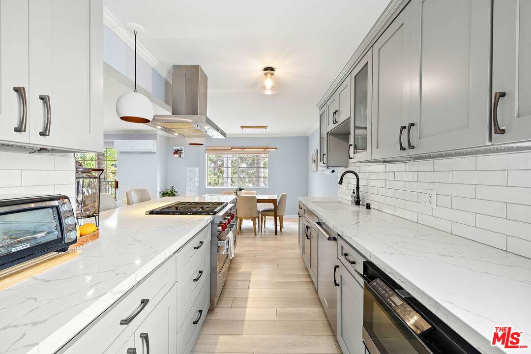 1228 14th St - Photo 1