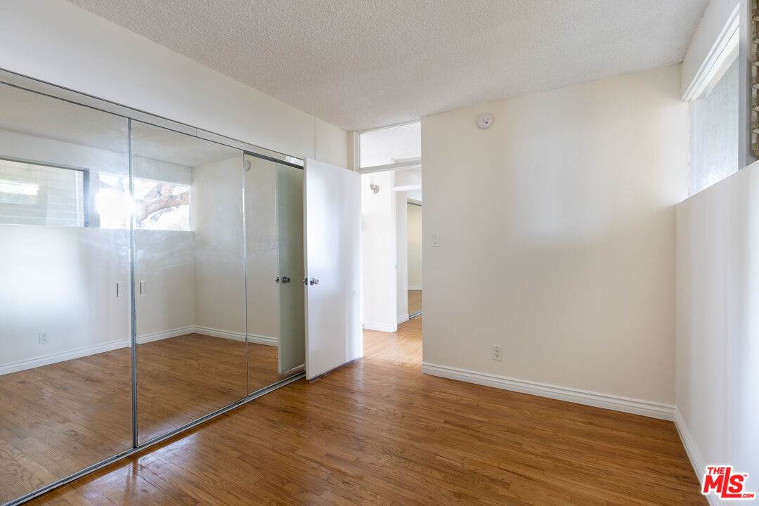 11131 Rose Ave - Photo 1