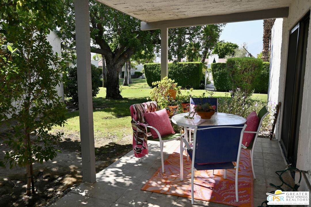 2117 Sunshine Way - Photo 1