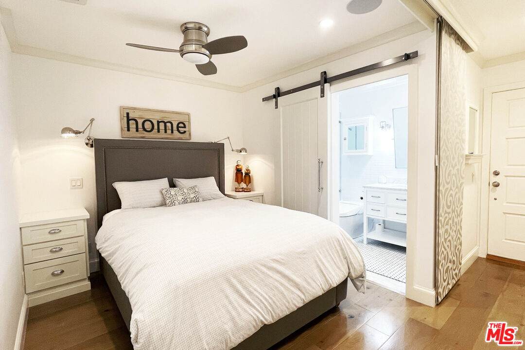 828 5th St - Photo 1