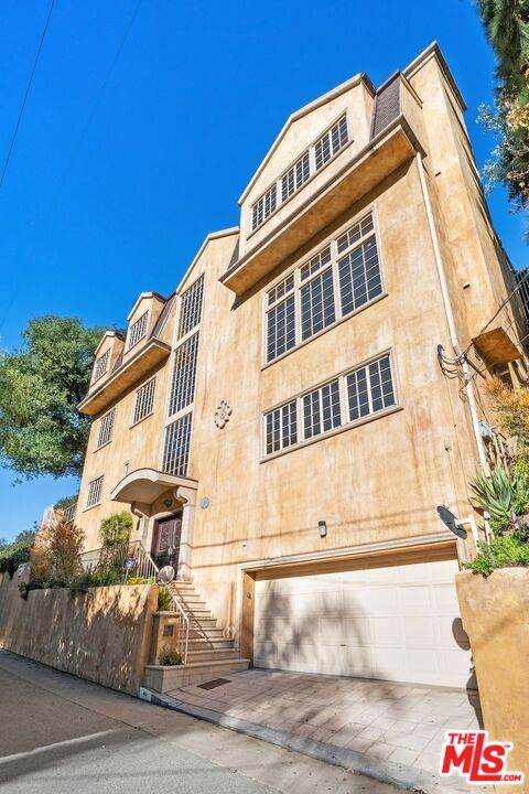 1808 Franklin Canyon Dr - Photo 1