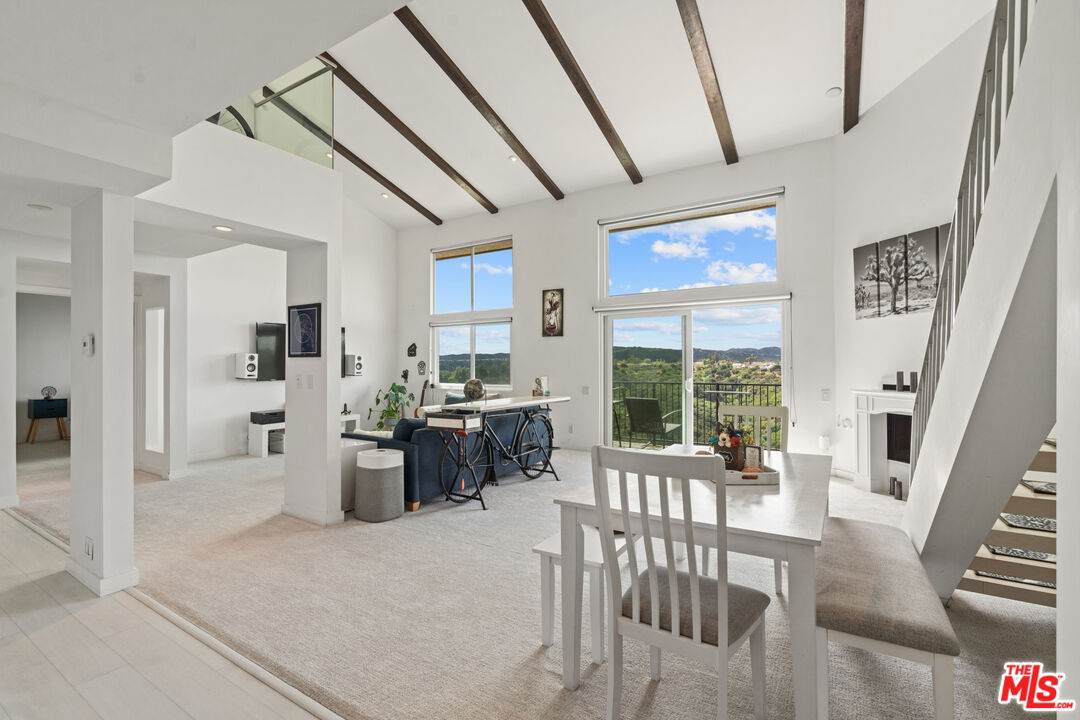 2385 Roscomare Rd - Photo 1
