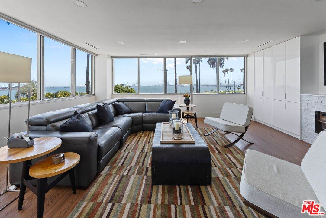 2999 Ocean Blvd - Photo 1