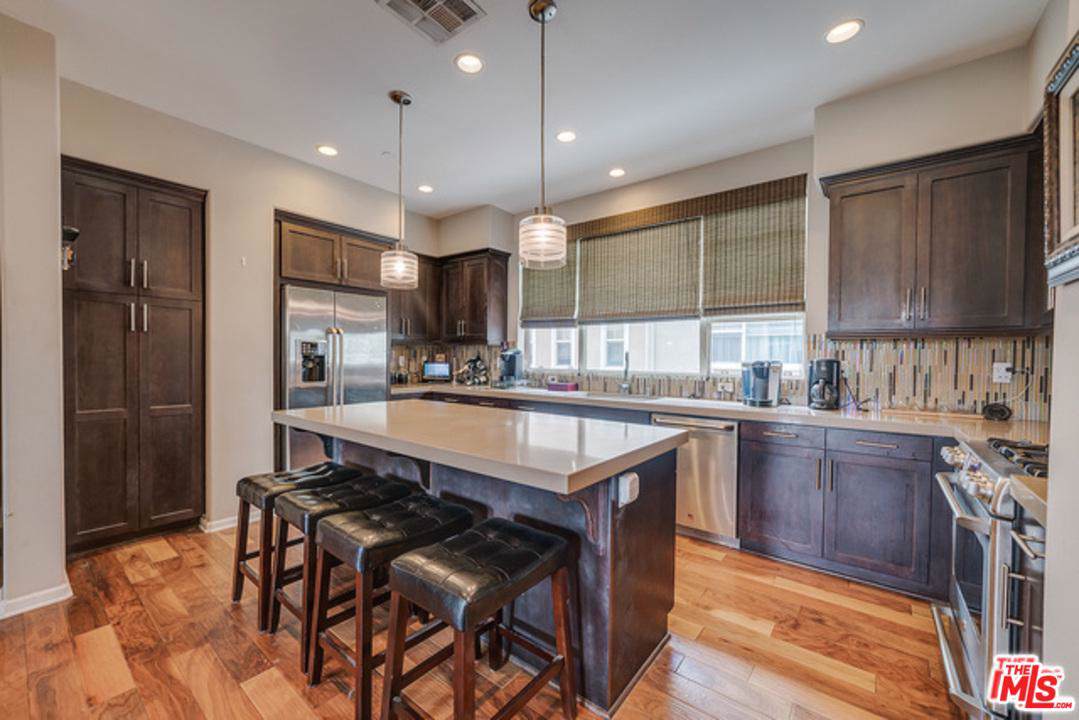 1233 Wilcox Avenue - Photo 1