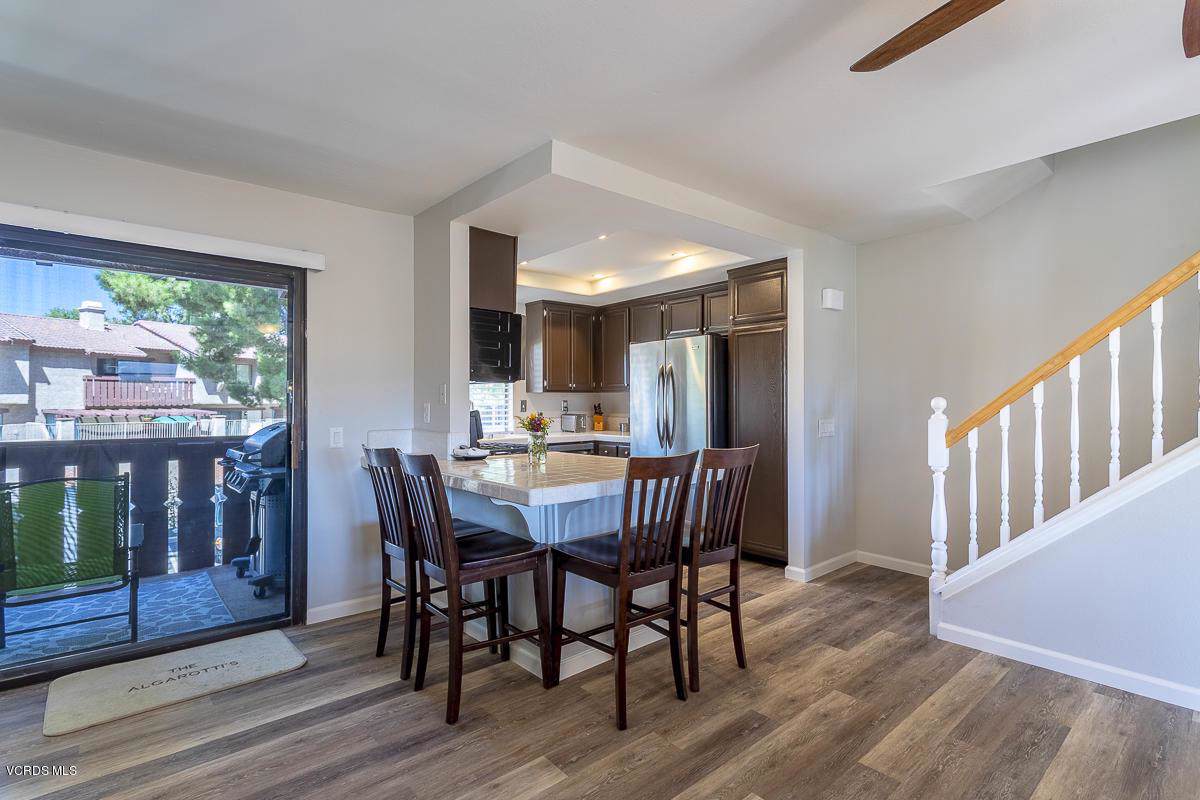 2412 Chandler Avenue - Photo 1