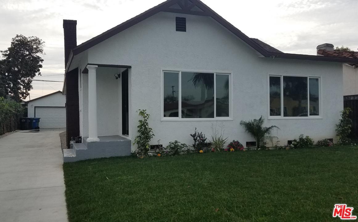 2610 78TH Place - Photo 1