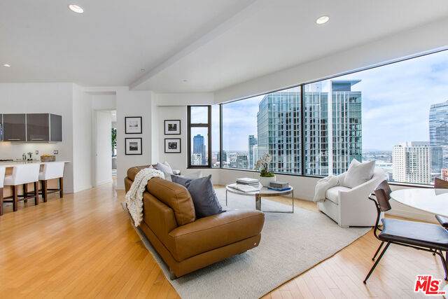 801 Grand Ave - Photo 1