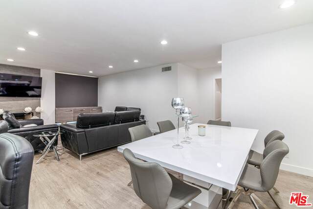 4915 Tyrone Ave - Photo 1
