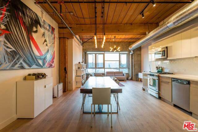 530 Hewitt St - Photo 1