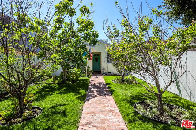 760 Rosecrans Ave - Photo 1