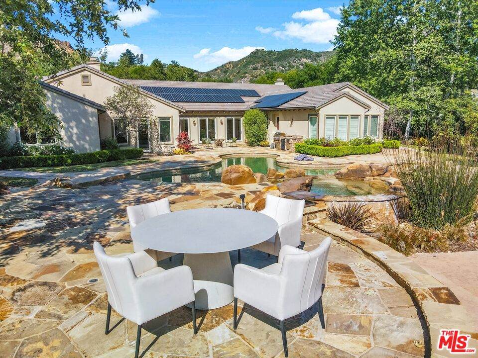 29734 Mulholland Hwy - Photo 1