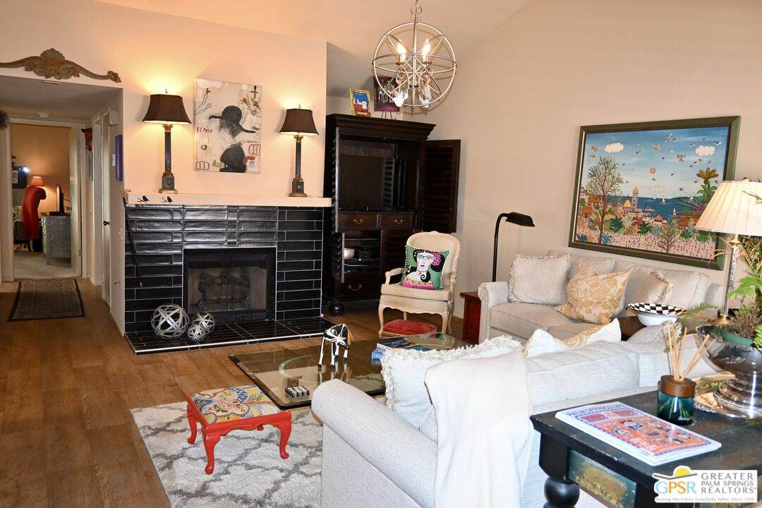 2117 Sunshine Way - Photo 1