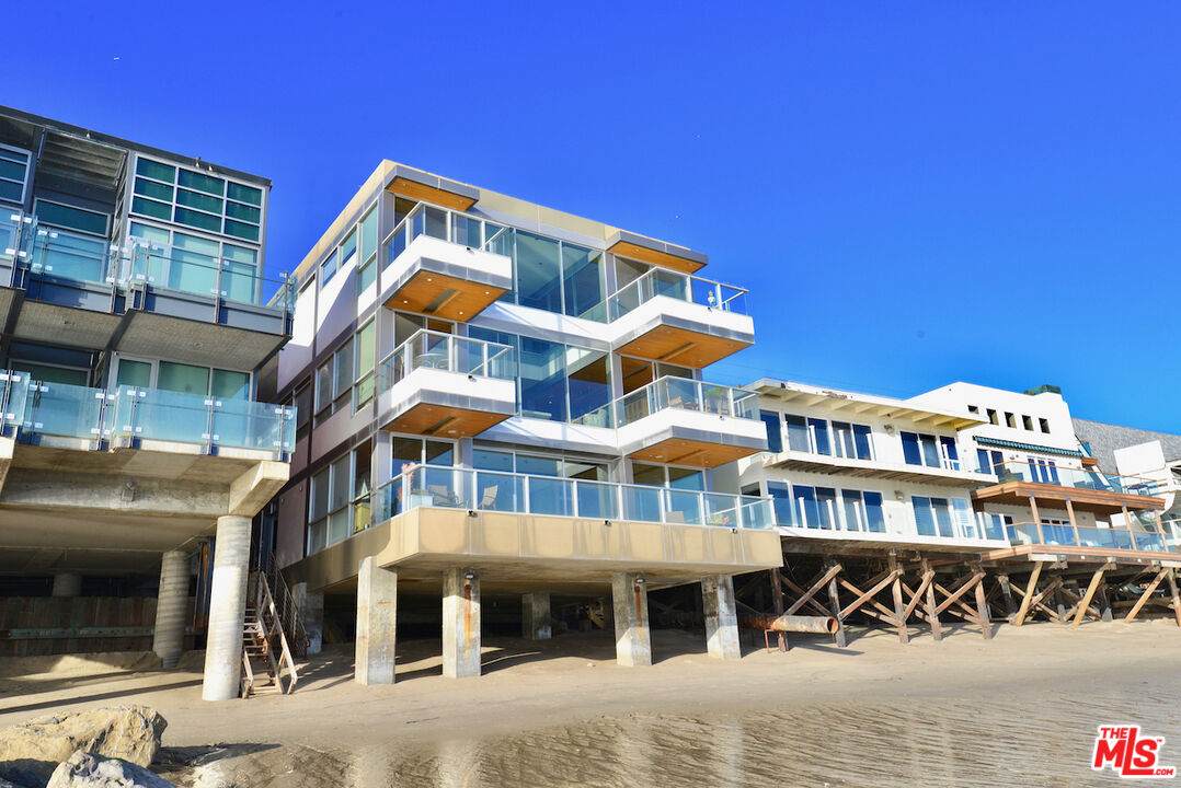 24826 Malibu Rd - Photo 1