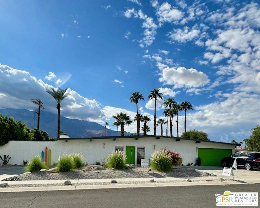 695 Monterey Rd - Photo 1