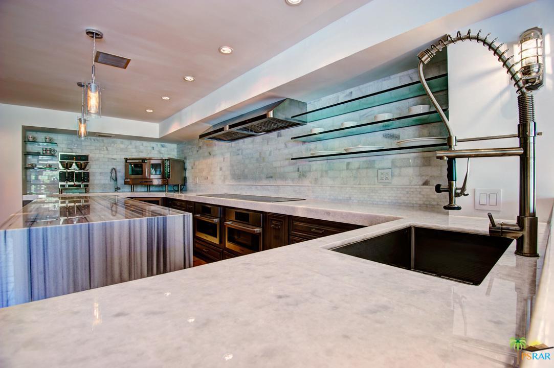 35 Kavenish Drive - Photo 1