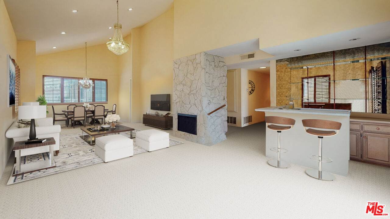 1506 Bentley Ave - Photo 1