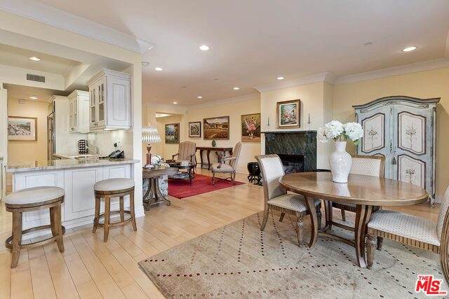 261 Reeves Dr - Photo 1