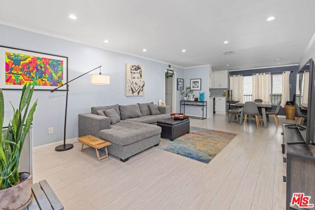 12801 Moorpark St - Photo 1