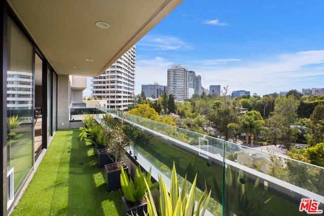 10551 Wilshire - Photo 1