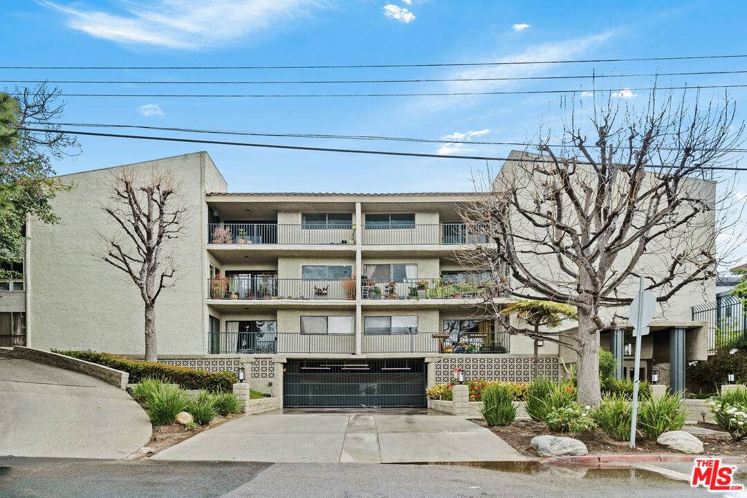 2929 Waverly Dr - Photo 1