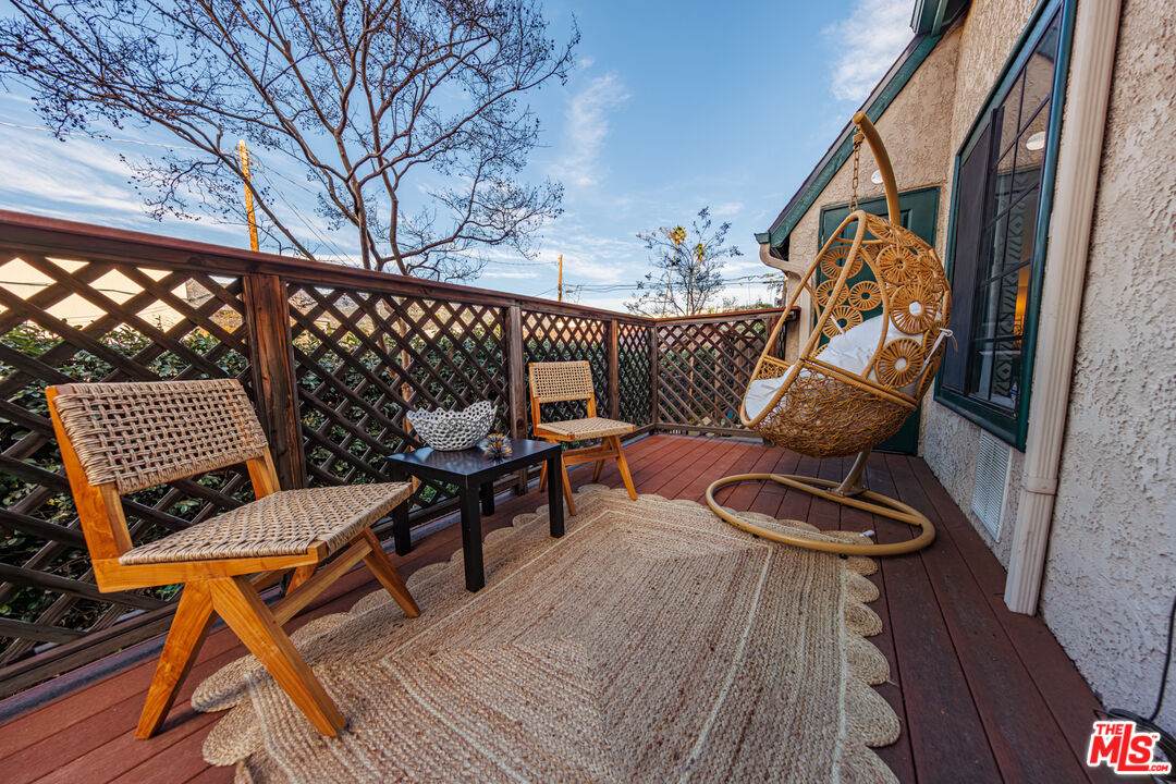 170 Sierra Bonita Ave - Photo 1