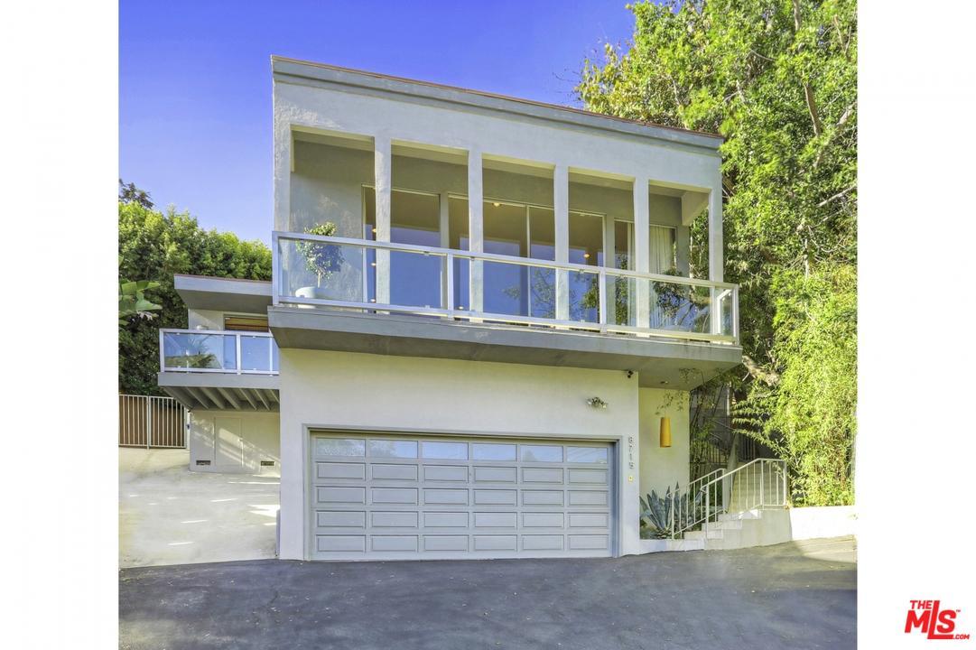 8715 Sunset Plaza Terrace - Photo 1