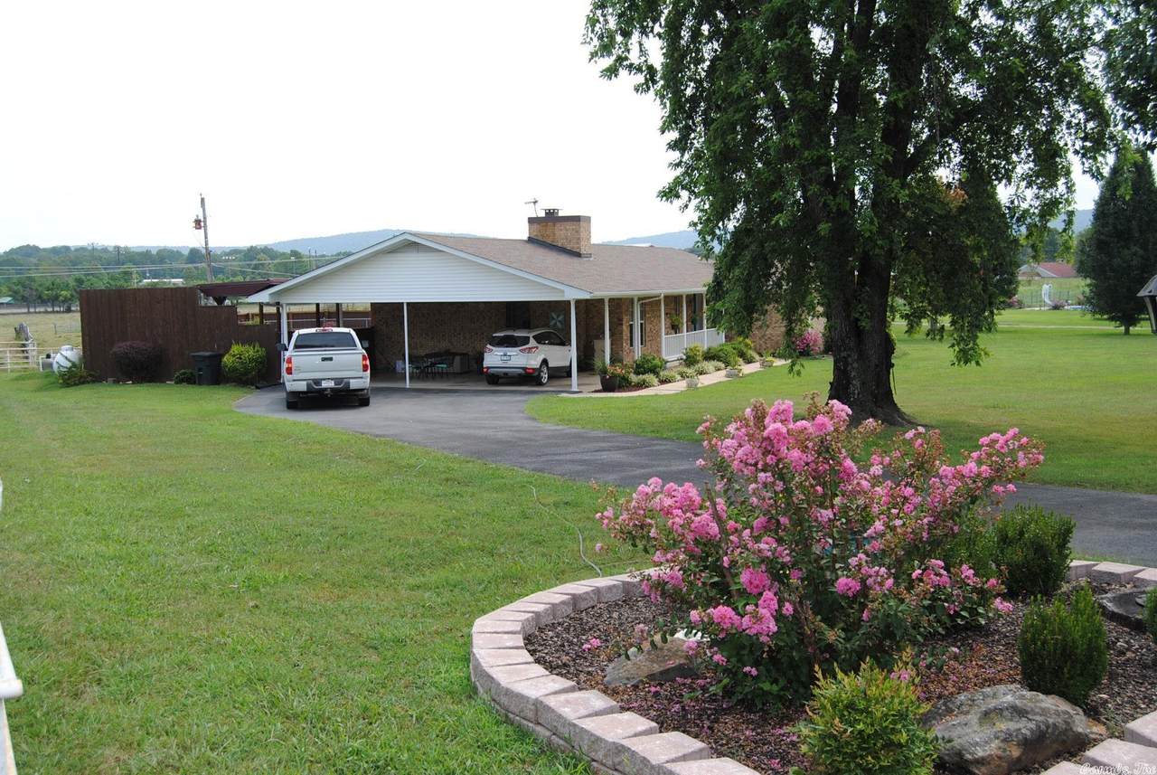 210 West Wood Drive - Photo 1