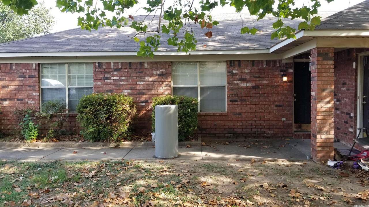 416 South Davis Street - Photo 1