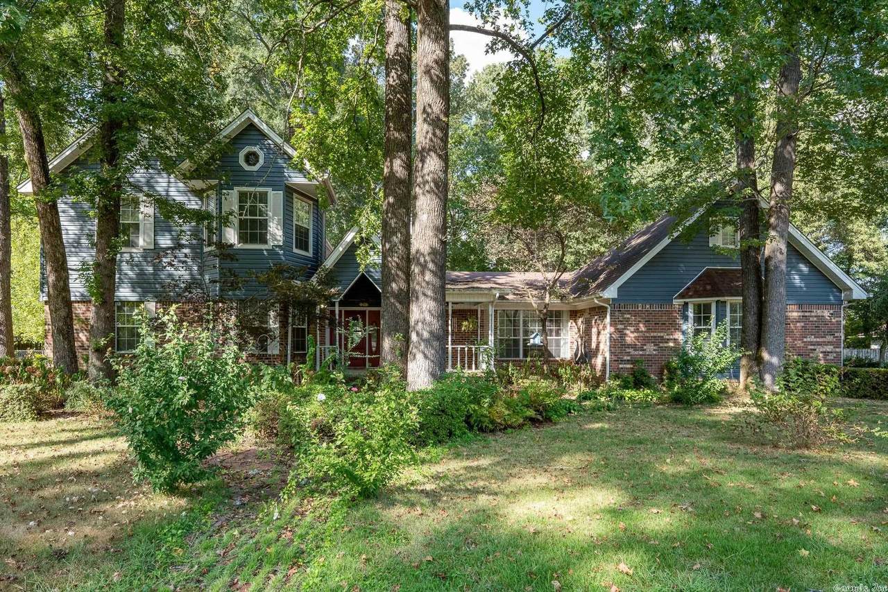 209 Foxwood - Photo 1
