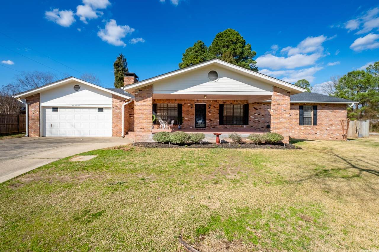 600 Prickett - Photo 1